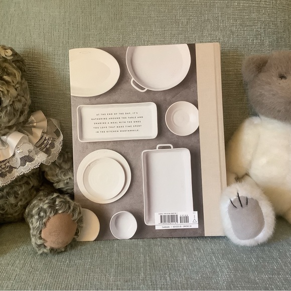 NWT! Magnolia Table by Joanna Gaines - Picture 3 of 3